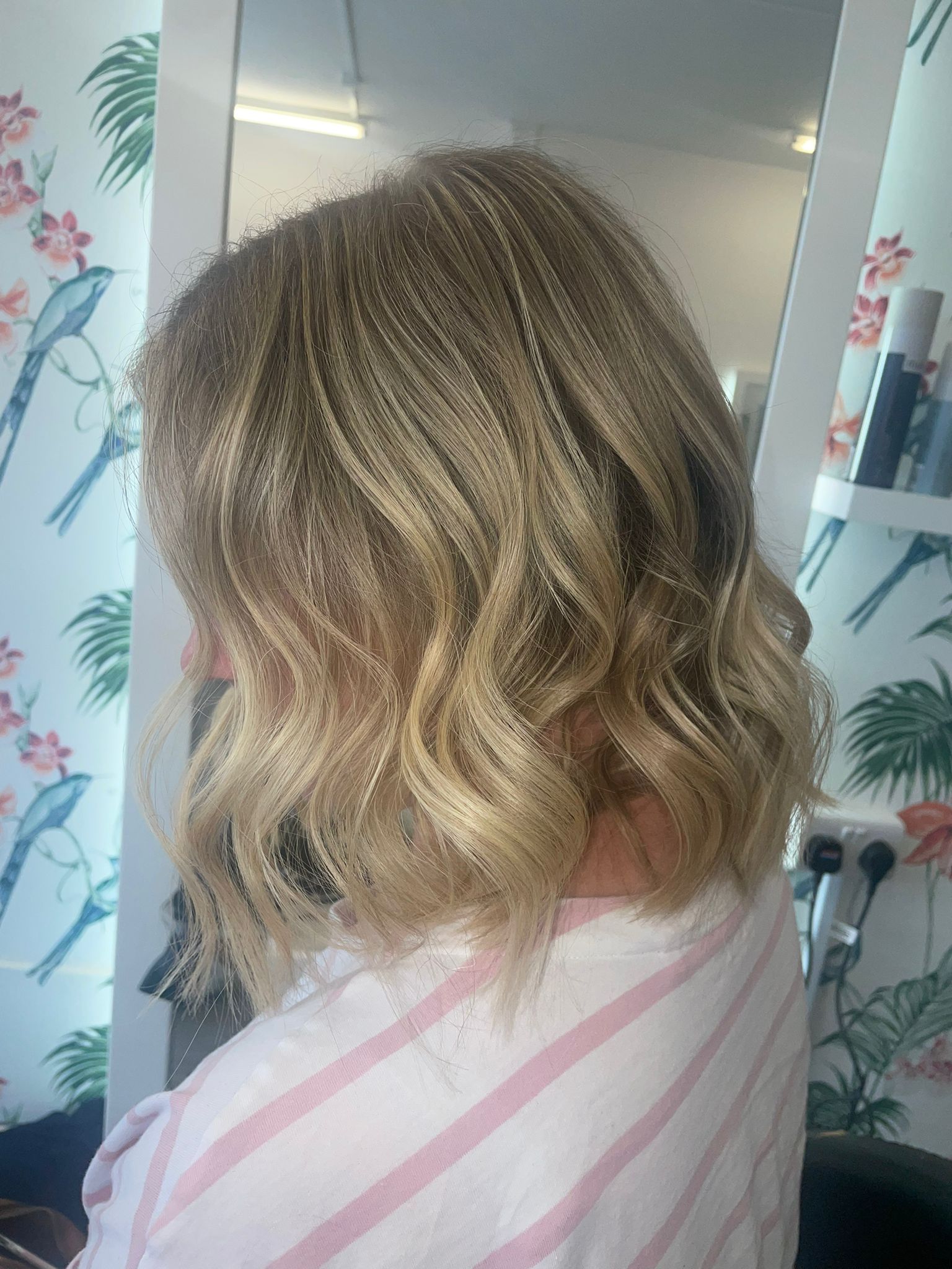 short balayage with curls